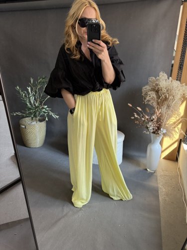 Nohavice Style-viskoza-pastelově žltá