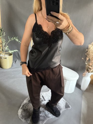 Tielko koženka s čipkou