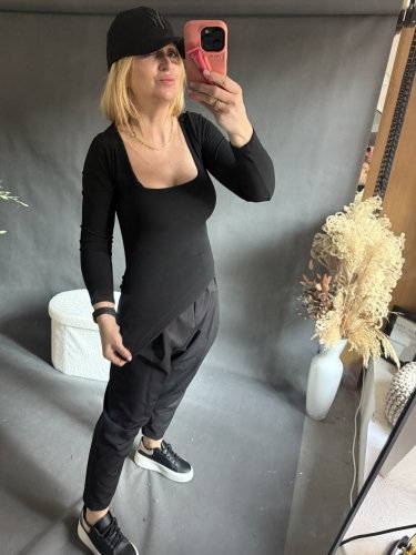 Tričko rebrované Elle-čierne