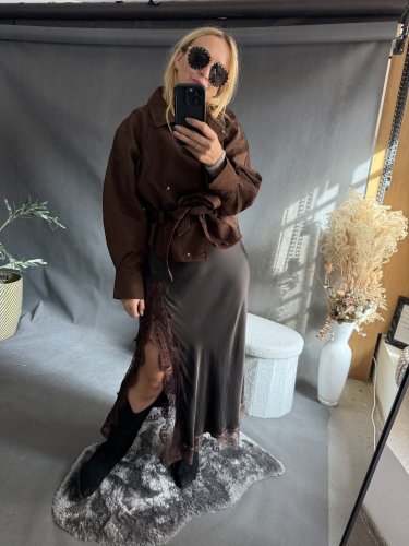 Sukně krajka-hnědá