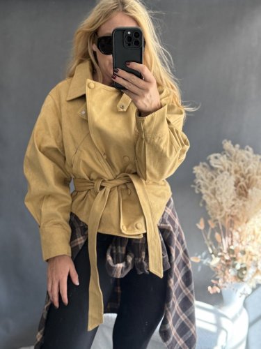 Krivák ala semiš s opaskom-mustard