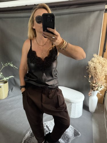 Tielko koženka s čipkou