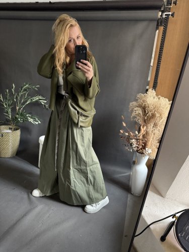 Kalhoty Pantagonna ve stylu sukně -khaki