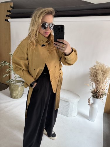 Krivák ala semiš s opaskom-mustard