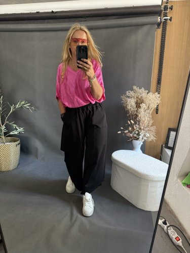 Nohavice s vreckom Sun asymetrický strih-čierné