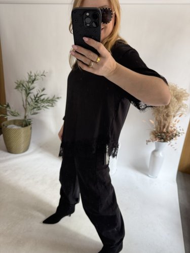 Tričko s čipkou-čierná