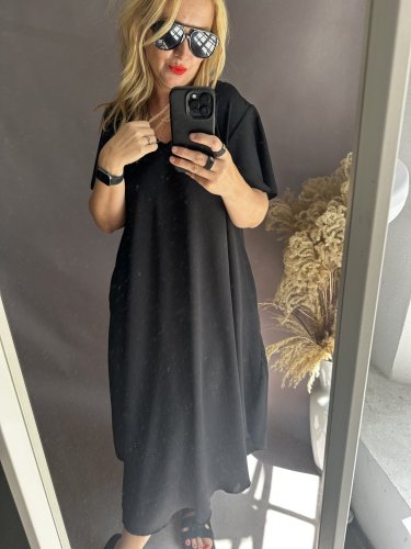 Šaty áčkové střihu Marca-černé