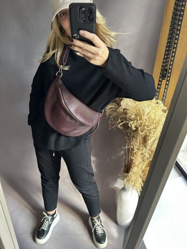 Sveter Moda čierný