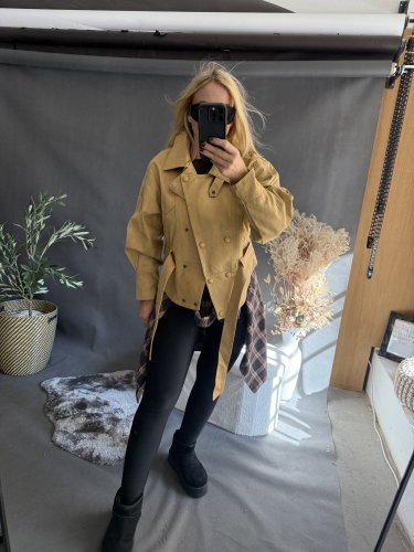 Krivák ala semiš s opaskom-mustard