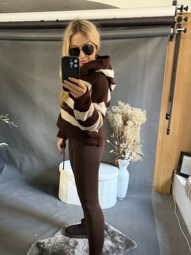 Svetr Pruh s kapucí