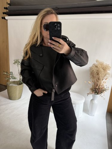 Křivák kožený- černý-na objendání cca 2 týdny