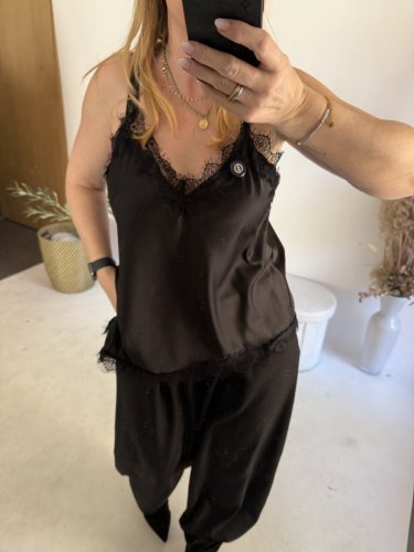 Tílko krajkové oversize-černý