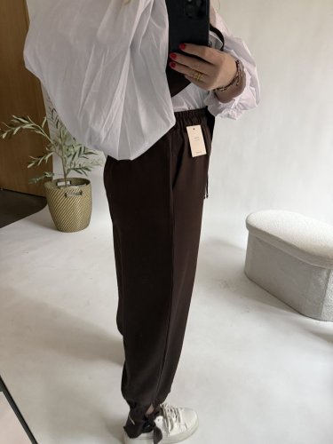 Nohavice Flowy hariem-hnedá