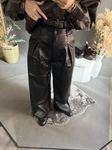 Kalhoty koženka Soka-černé