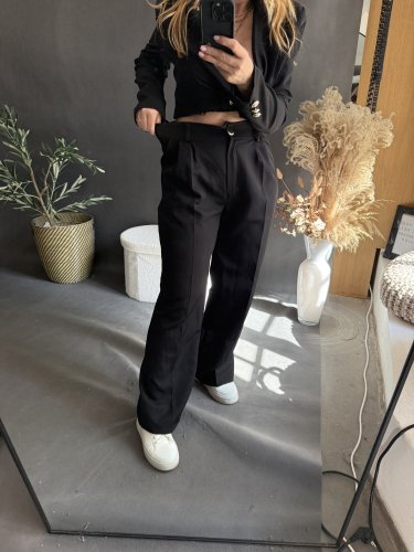 Kostýmek Style zlaté knoflíky-černý