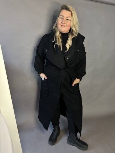 Modna kamizelka-čierná-BIG SIZE