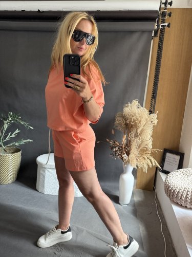 Crop mikina a šortky Gusto-losos