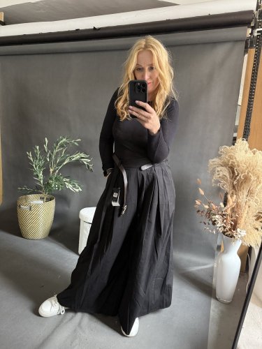 Kalhoty Pantagonna ve stylu sukně -čierná