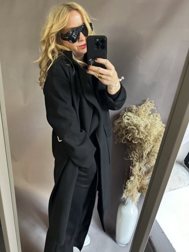 Kabát Sun s páskem-černý