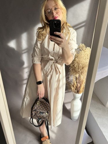 Šaty Business béžové