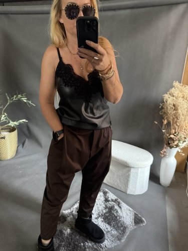 Tielko koženka s čipkou