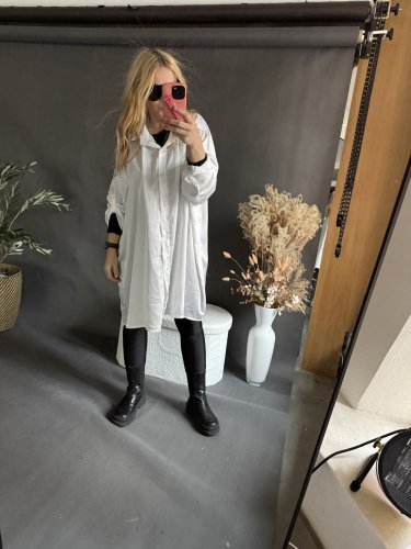 Košeľa lesklá Oversize UNISIZE-bielá