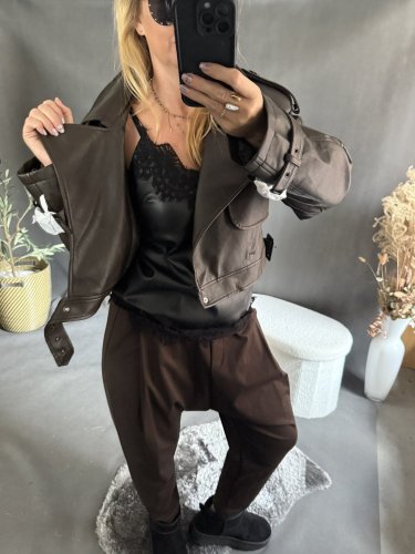 Tielko koženka s čipkou