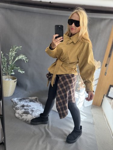 Krivák ala semiš s opaskom-mustard