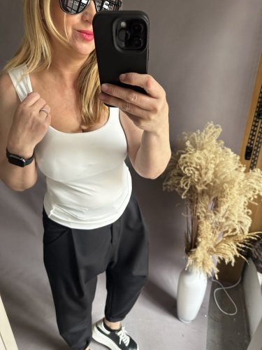 Top s vypchávkami-tie sa dajú vybrať-bielá