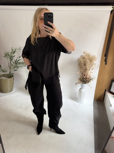 Tričko s čipkou-čierná