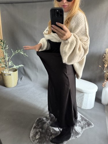 Saténová sukně Amber s krajkou černá