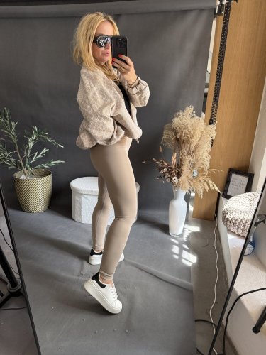Legíny Alo-XS-XL béžové