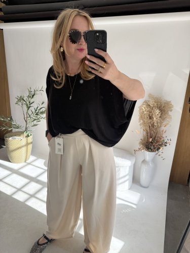 Tričko White Angel-oversize-černé