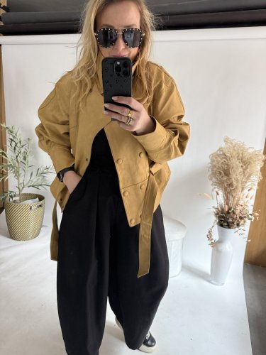 Krivák ala semiš s opaskom-mustard