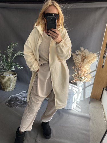 Dlouhá mikina Everyone-krémová