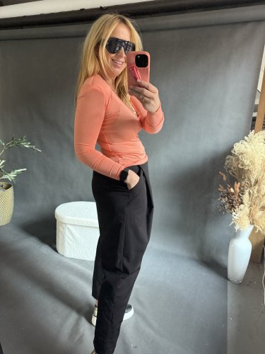 Tričko s vycpávkama-broskev