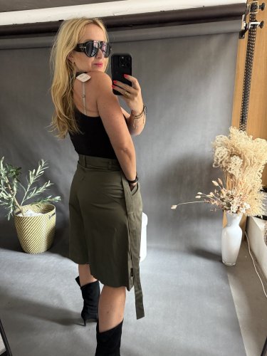 Tielko Mojo-čierné