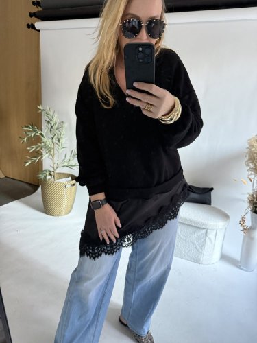Mikina s krajkou-černá