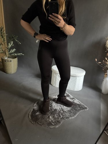 Legíny dole s pútkom-čierné