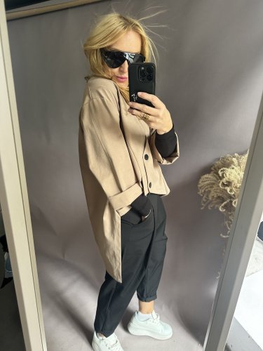 Kabátek lehký asymetrický SUN-cognac