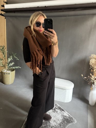Šála oversize hnědá