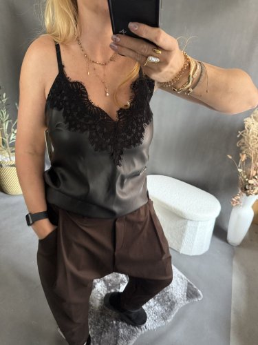 Tielko koženka s čipkou