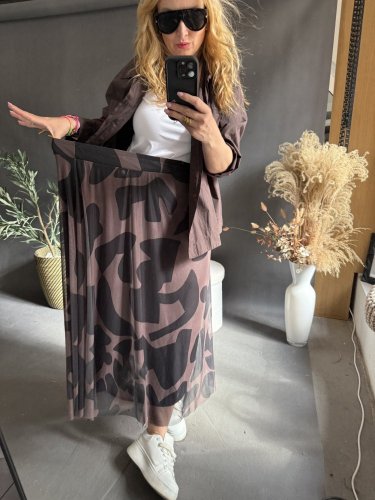 Tylová sukňa vzor-čierna