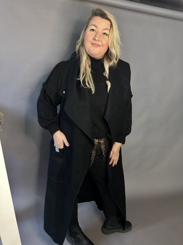 Modna kamizelka-čierná-BIG SIZE