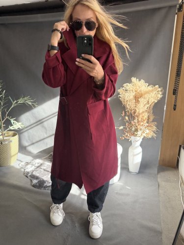 Kabát Sun s páskem-vínový