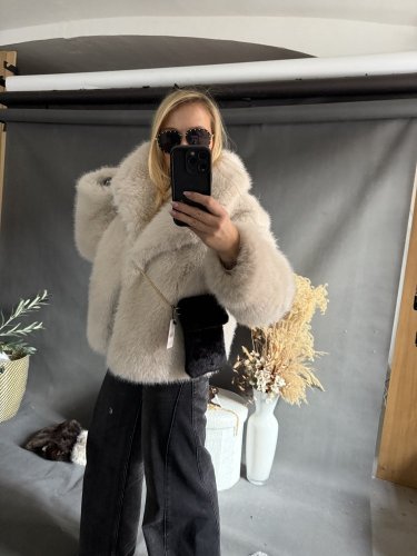 Kabelka na mobil Stella-čierná