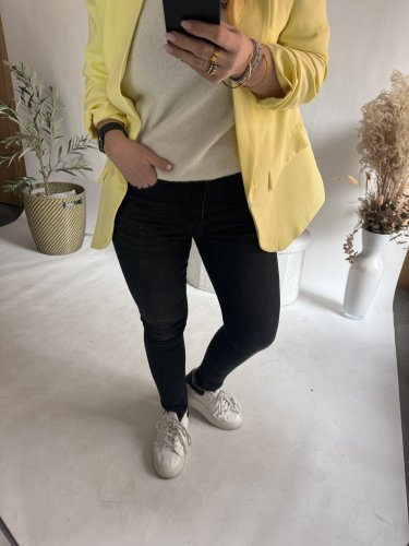 Džínsy Grande  čierne na postavu 38-48