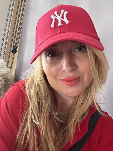 Šiltovka N-jahodová