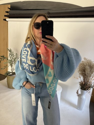 Šála Love dog modrá