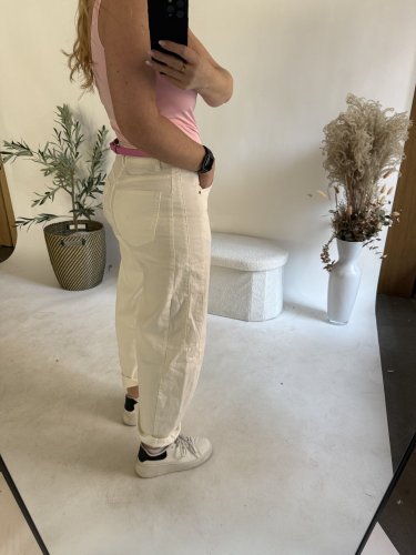 Džínsy New York--elastické, pohodlné-off white